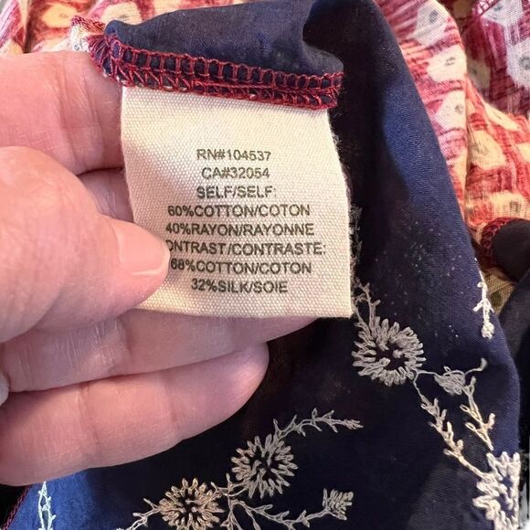 Anthropologie Tiny red navy cream silk embroidered sleeveless top XS - Picture 7 of 10